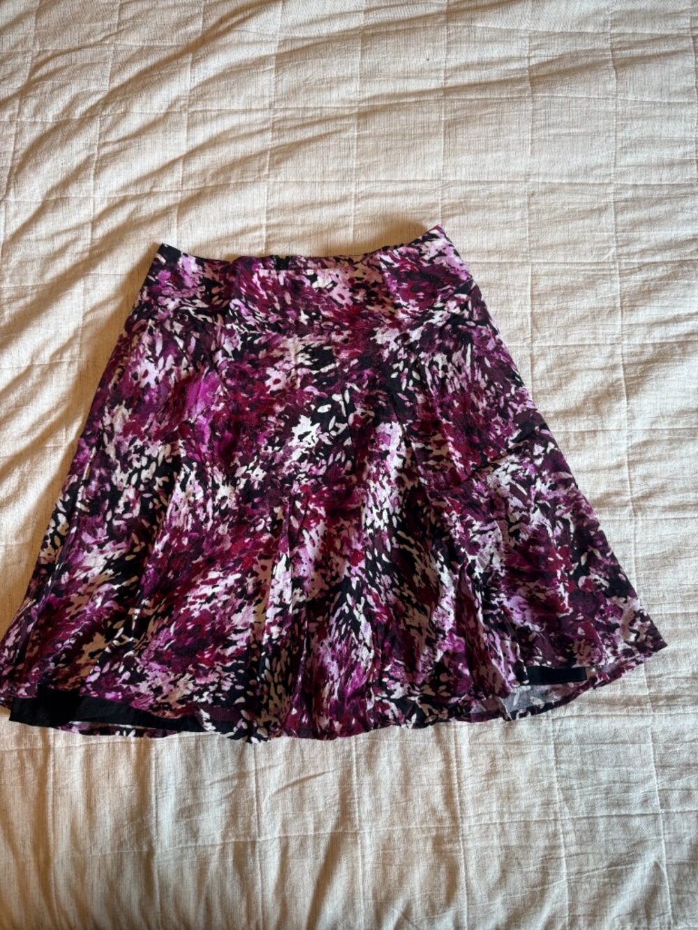Minimalist Abstract Floral Skirt WHBM (2)